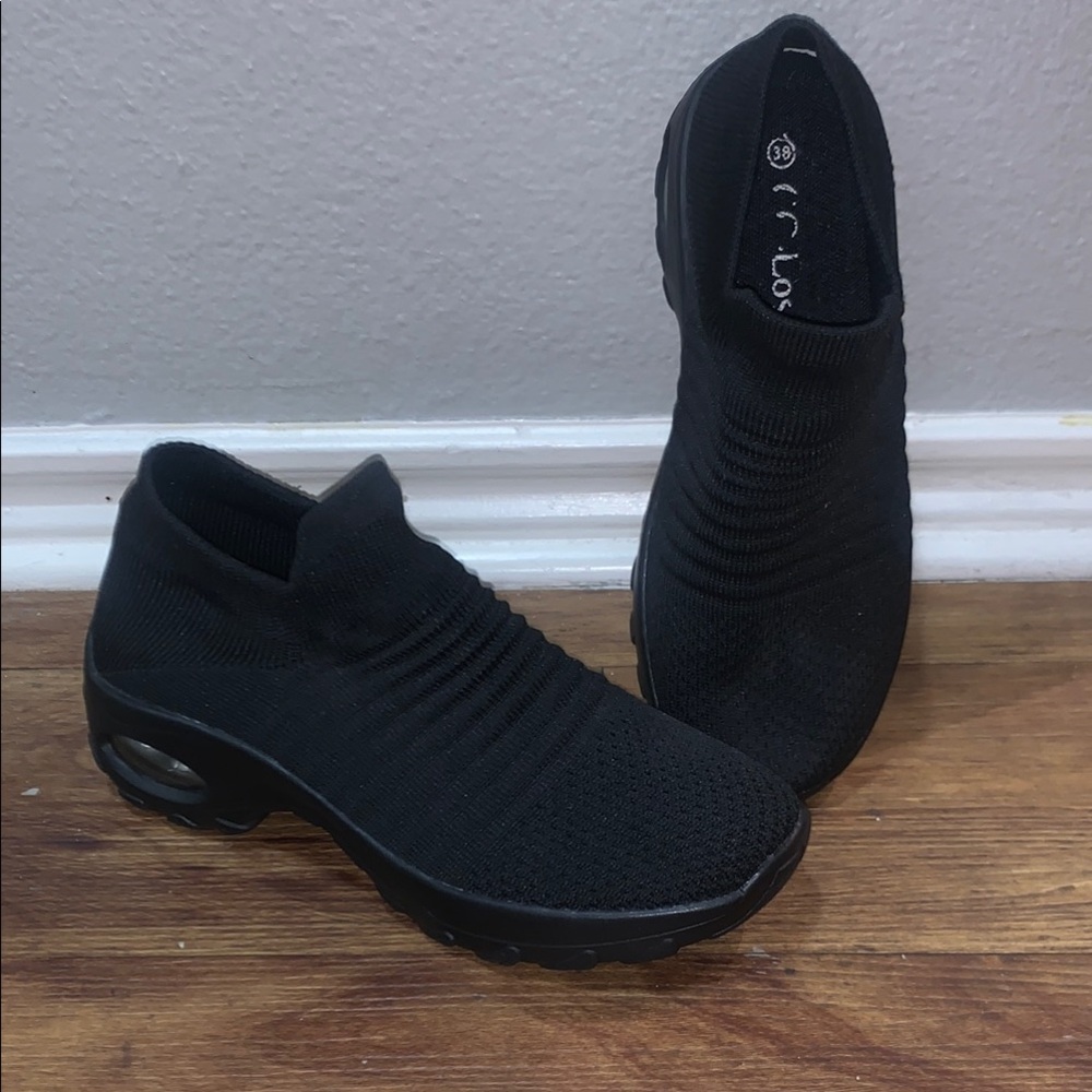 Black Women's Slip-On Sneakers